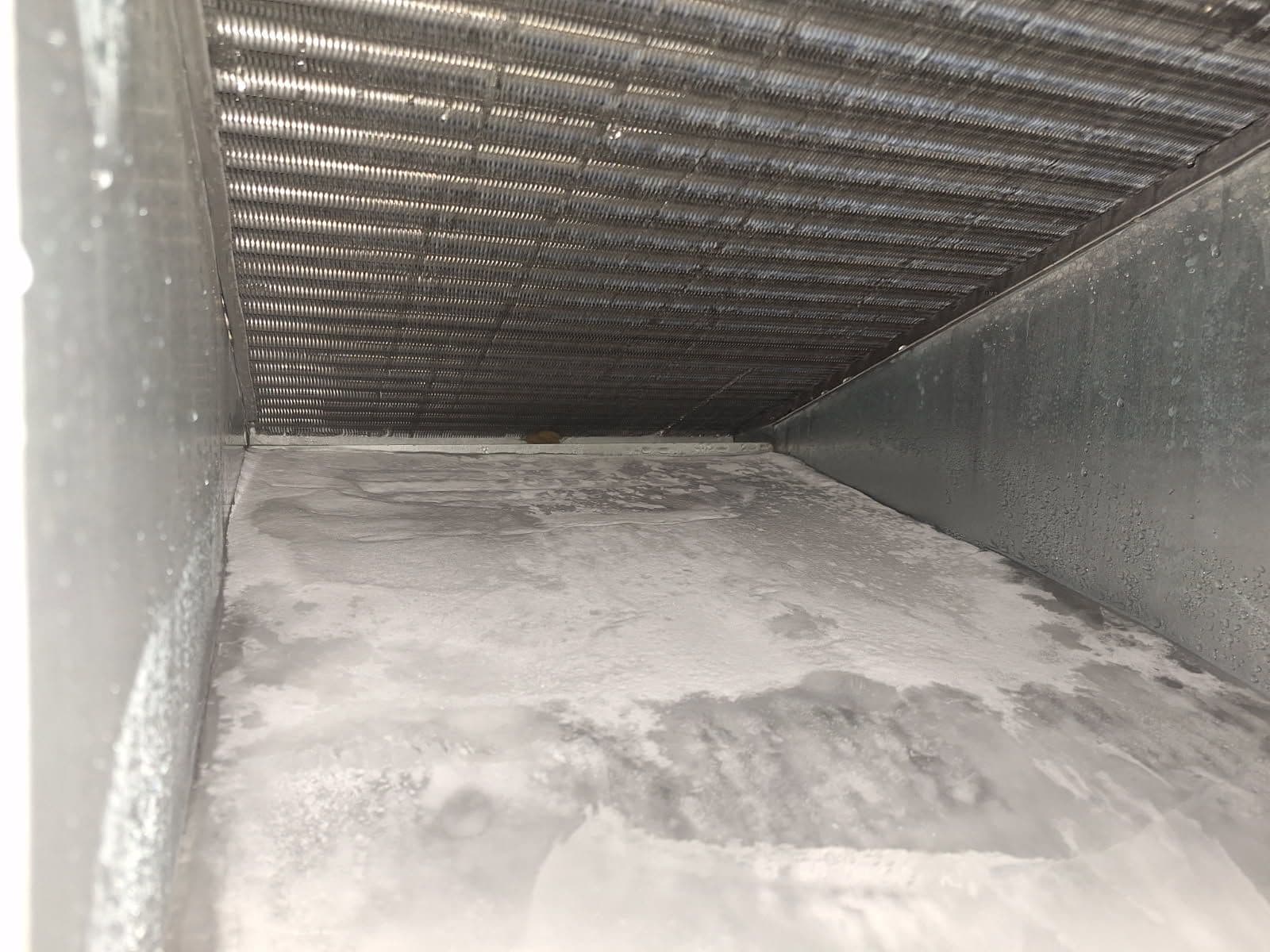 Project Troubleshooting Frozen AC Units for Optimal Performance image